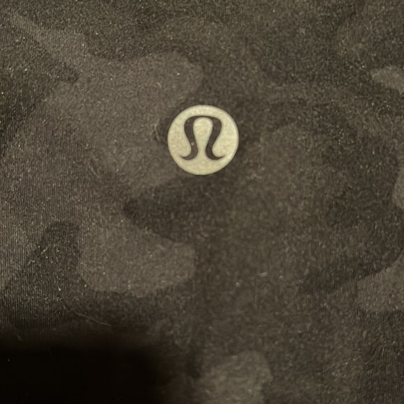 Lululemon Wunder Under 7’8” Black Camo Leggings Size 4 - Picture 3 of 5
